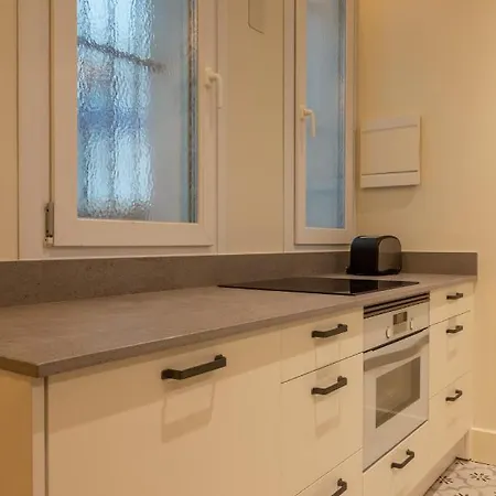 Alhondiga By Staynnapartments *