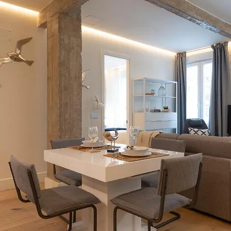 Alhondiga By Staynnapartments