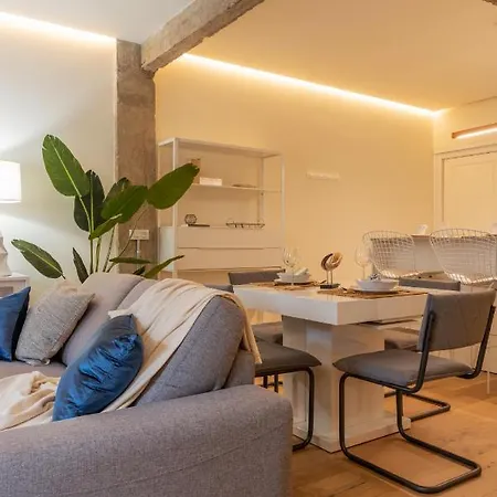 Alhondiga By Staynnapartments