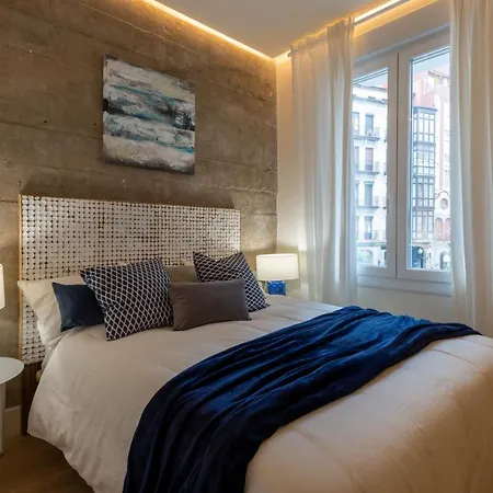 Alhondiga By Staynnapartments Bilbao