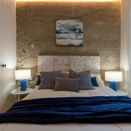 Alhondiga By Staynnapartments