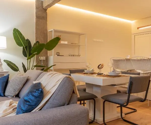 Alhondiga By Staynnapartments