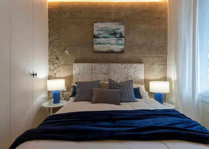 Alhondiga By Staynnapartments